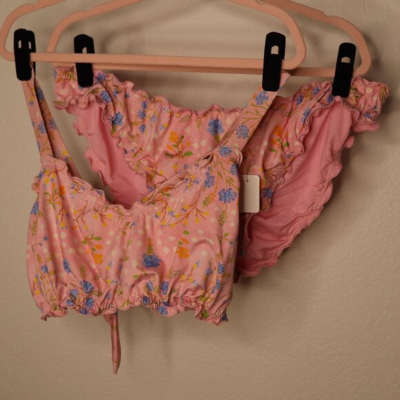 Kitty & Vibe Bikini - Picture 1 of 7